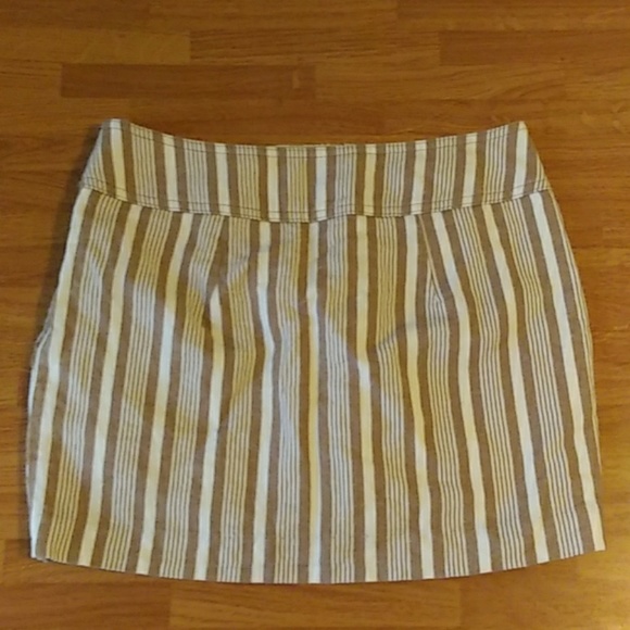 COPY - Trina Turk Monte Carlo Cream and Tan Skirt Size 2 - Picture 4 of 4